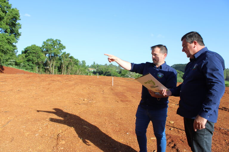 Caibi dá início as obras de construção de 12 casas do Programa Casa Catarina
