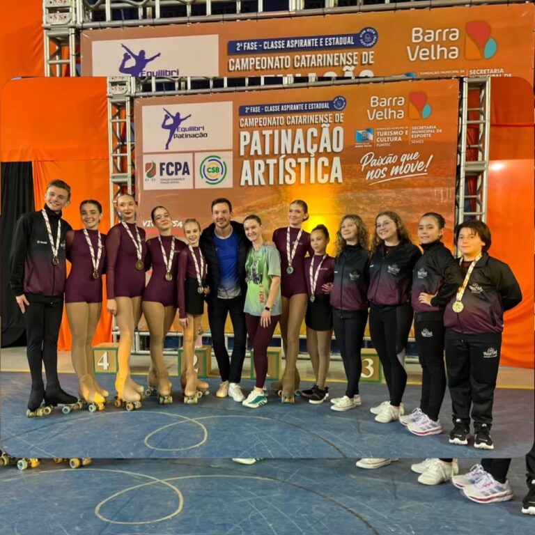 Grupo Rosas do Sul é destaque no Campeonato Catarinense de Patinação Artística