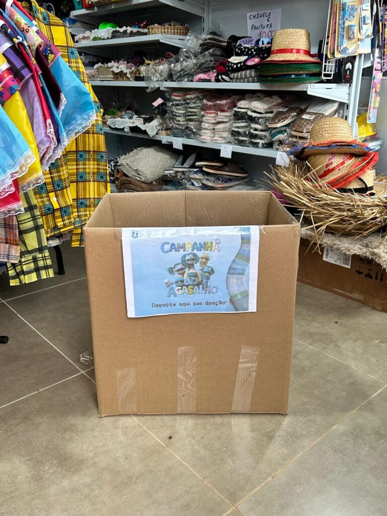 ONG Riqueza de Patas promove Campanha do Agasalho e prepara brechó beneficente em Riqueza