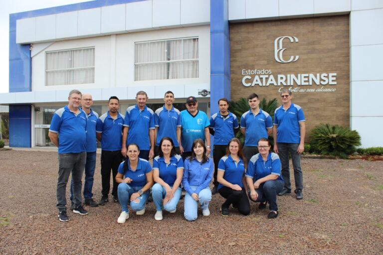 Estofados Catarinense comemora 16 anos de fundação
